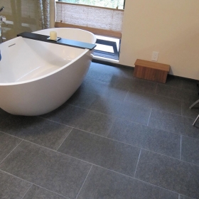 Basalt flamed floor (USA)
